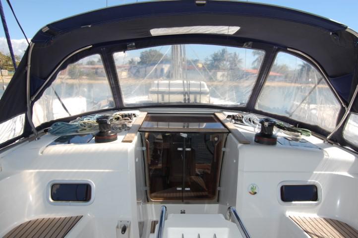 Book yachts online - sailboat - Sun Odyssey 519 - Alboran Champagne (Radazul) - rent