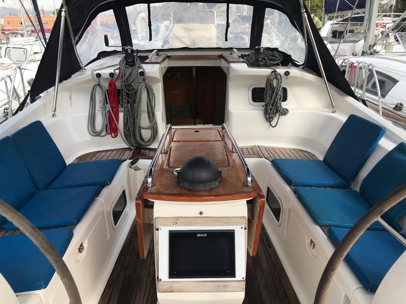 Book yachts online - sailboat - Elan 434 Impression 1 - Alboran XXIV Cocomaluco (Las Galletas) - rent