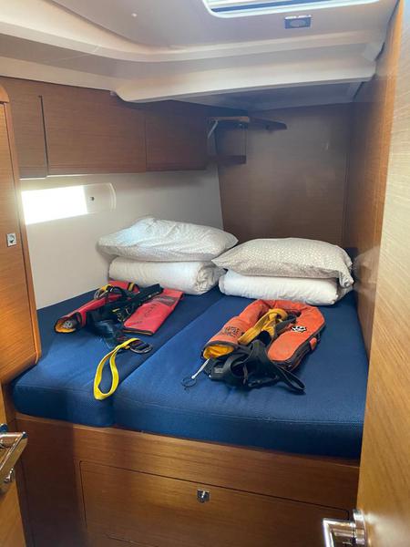 Book yachts online - sailboat - Sun Odyssey 519 - Alboran Pacharan (Majorca) - rent