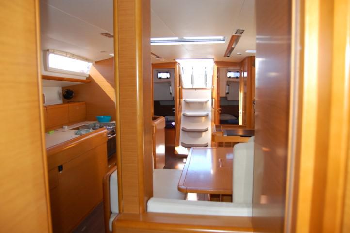 Book yachts online - sailboat - Sun Odyssey 519 - Alboran Champagne (Majorca) - rent
