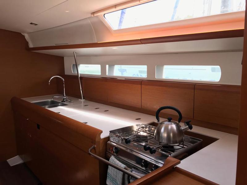 Book yachts online - sailboat - Sun Odyssey 519 - Alboran Prosecco (Majorca) - rent