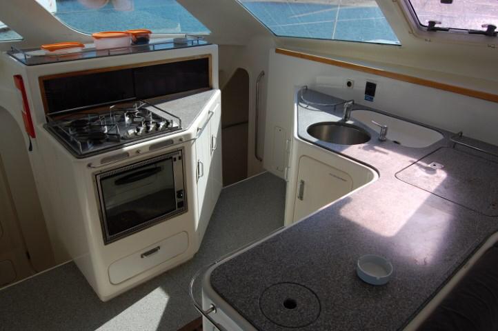 Book yachts online - catamaran - Voyage 440 - Alboran Mahanga (Radazul) - rent