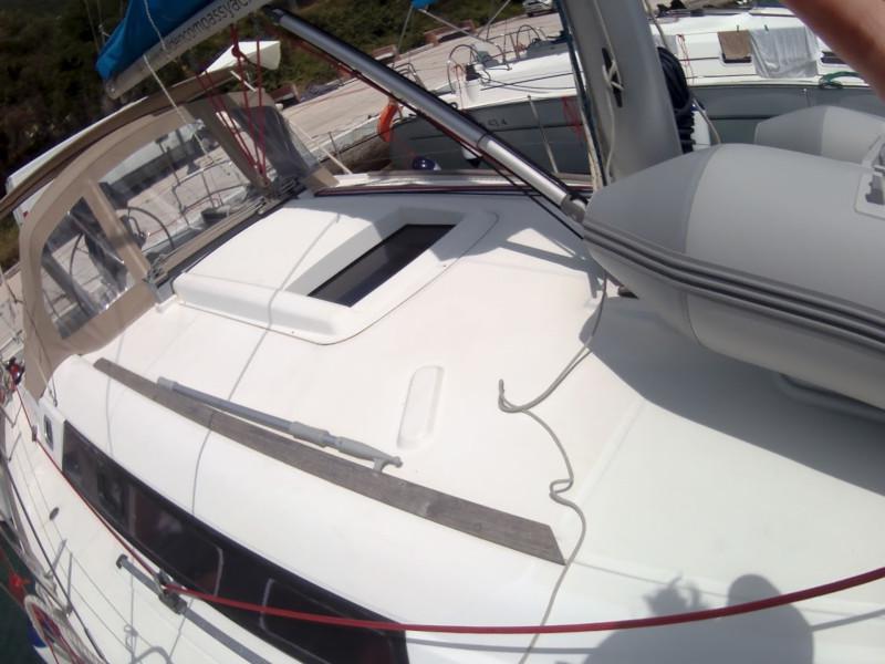 Book yachts online - sailboat - BENETEAU Cyclades 39.3.2 REFIT 2019 - CORAL    - rent