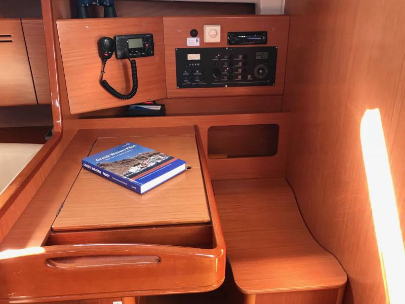 Book yachts online - sailboat - BENETEAU Cyclades 50.5 2009-10 REFIT 2019 - PARAIBA  Cp - rent