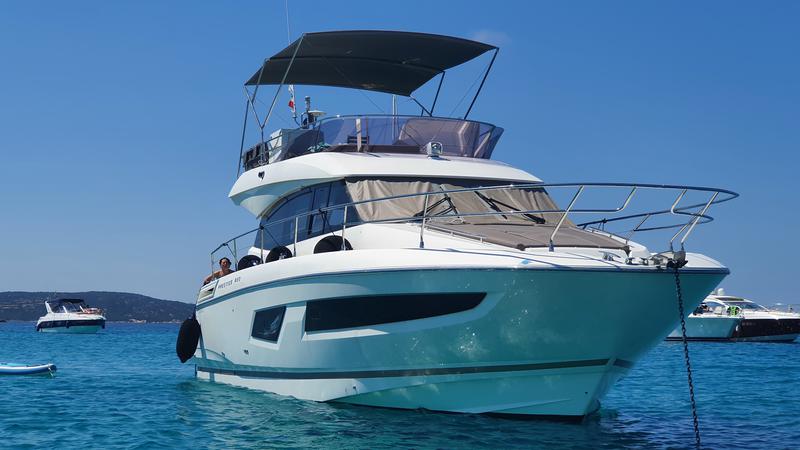 Book yachts online - motorboat - Prestige 420 Fly - My NAIMA - rent