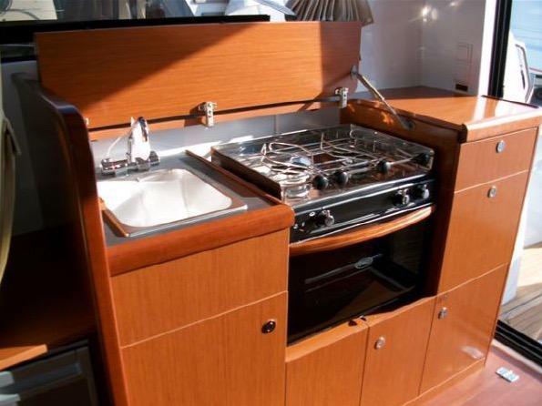 Book yachts online - motorboat - Antares 32 Fly - Katalina - rent
