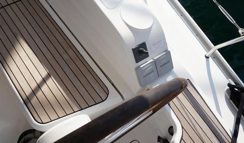 Book yachts online - sailboat - Bavaria Cruiser 41 - Harmes Bavaria 41 Cruiser - rent