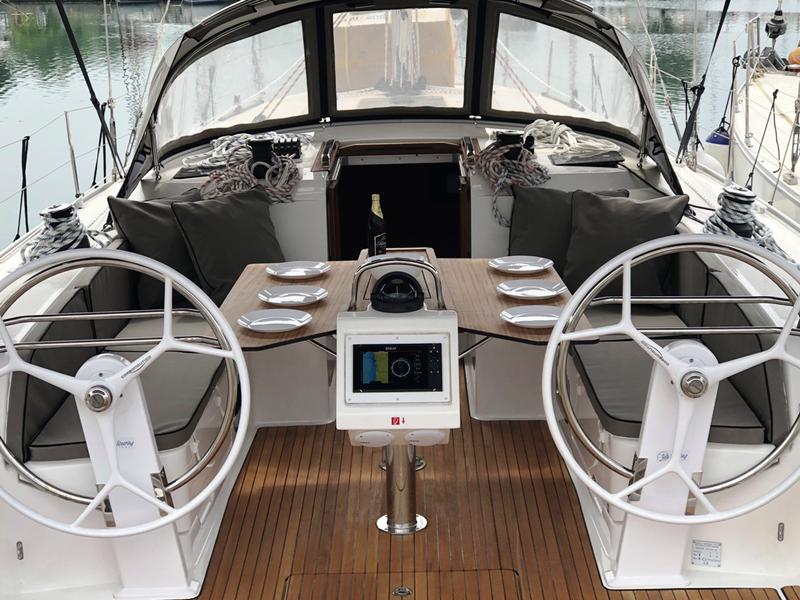 Book yachts online - sailboat - Bavaria 46 Cruiser - Michael Bavaria 46 Cruiser - rent