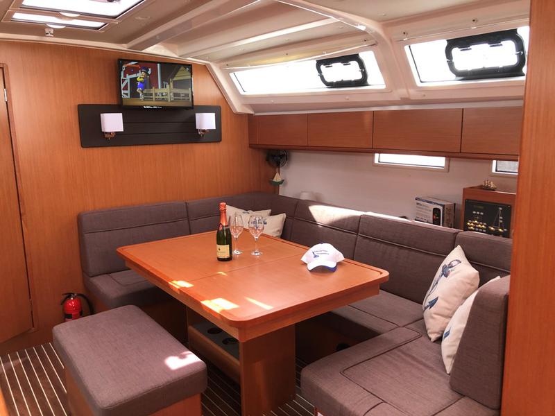 Book yachts online - sailboat - Bavaria 46 Cruiser - Michael Bavaria 46 Cruiser - rent