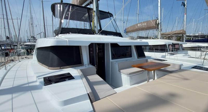 Book yachts online - catamaran - Bali 4.6 - Poseidon - rent