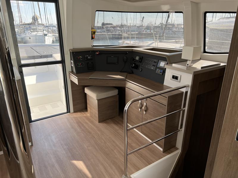 Book yachts online - catamaran - Bali 4.4 - Emmelia - rent