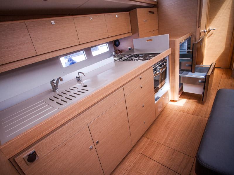 Book yachts online - sailboat - Dufour 460 Grand Large - LISABET 2018+AC - rent