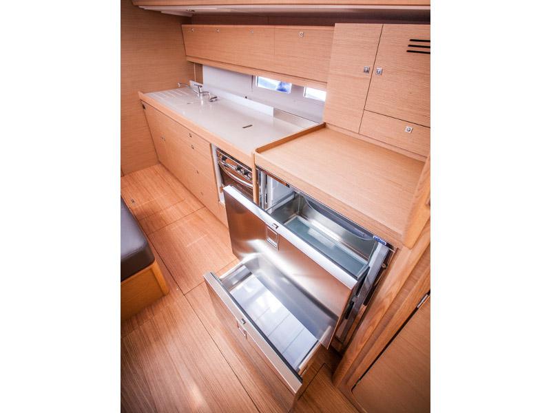 Book yachts online - sailboat - Dufour 460 Grand Large - LISABET 2018+AC - rent