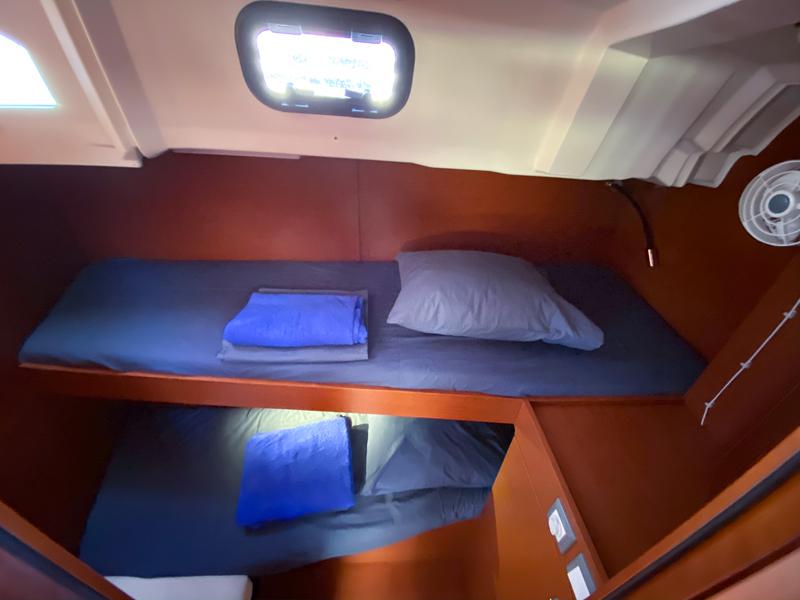 Book yachts online - sailboat - Oceanis 46.1 - No stress - rent