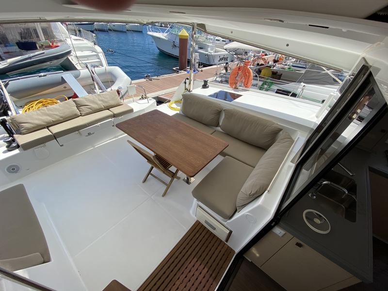Book yachts online - catamaran - Lucia 40 - Papaya (!!!from Monday!)) - rent