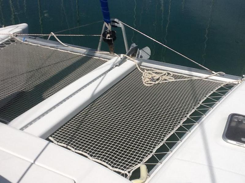 Book yachts online - catamaran - Lagoon 380 S2 - no name - rent