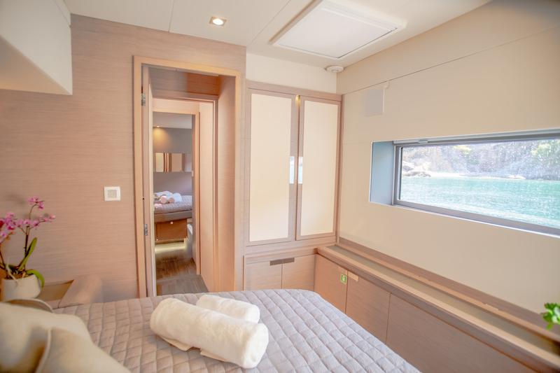 Book yachts online - powercatamaran - Fountaine Pajot Power 67 - nessun nome - rent