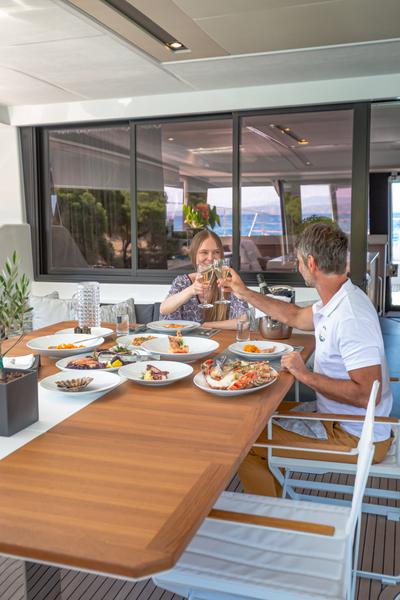 Book yachts online - powercatamaran - Fountaine Pajot Power 67 - nessun nome - rent