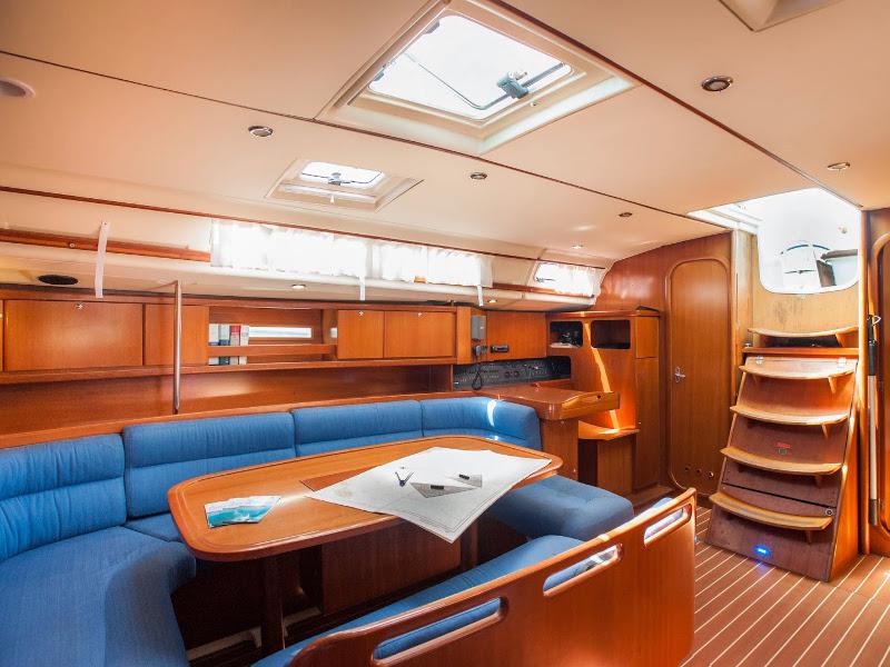 Book yachts online - sailboat - Dufour 455 GL - Capriccio - rent