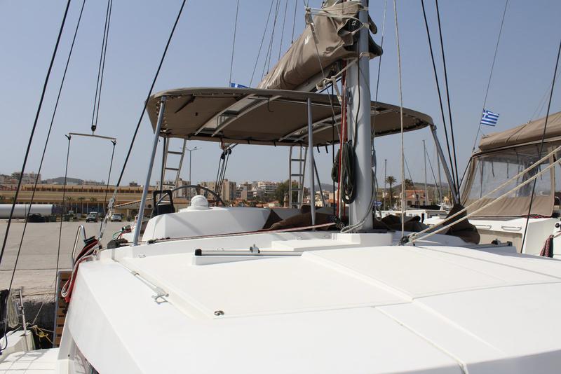 Book yachts online - catamaran - Bali 4.1 - Double Kiss - rent