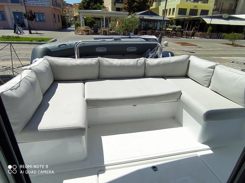 Book yachts online - powercatamaran - Bali 4.3 MY - Flying Dream  - rent
