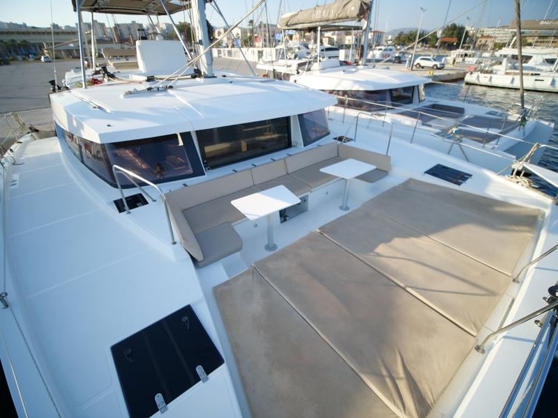 Book yachts online - catamaran - Bali 4.5 - Cilia - rent