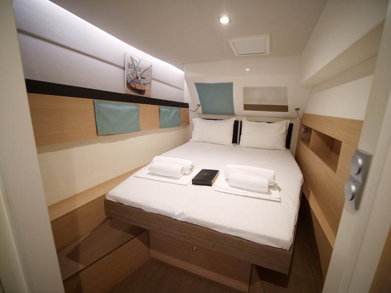 Book yachts online - catamaran - Bali 4.5 - Cilia - rent