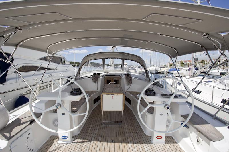 Book yachts online - sailboat - Bavaria 45 - Bonata - rent