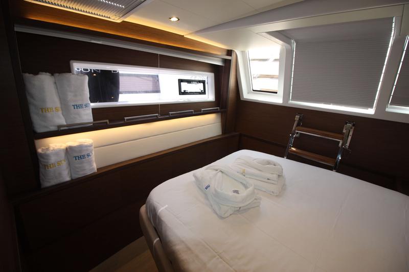Book yachts online - catamaran - Lagoon 620 (10+3) - The Sun (GND)  (5 cab + 3 crew) (AC, WM, Generator, Inverter, Tender Lift) - rent