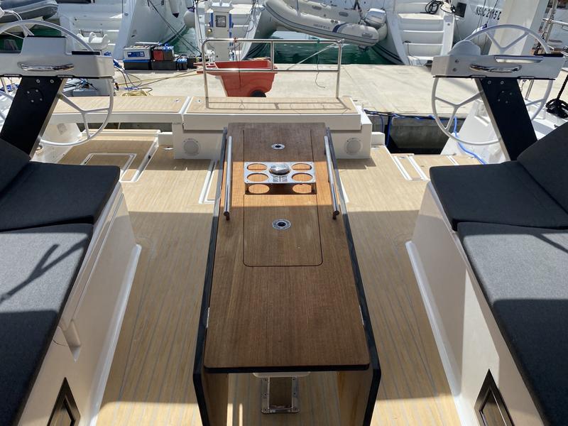 Book yachts online - sailboat - Dufour 470 - Virgo - rent