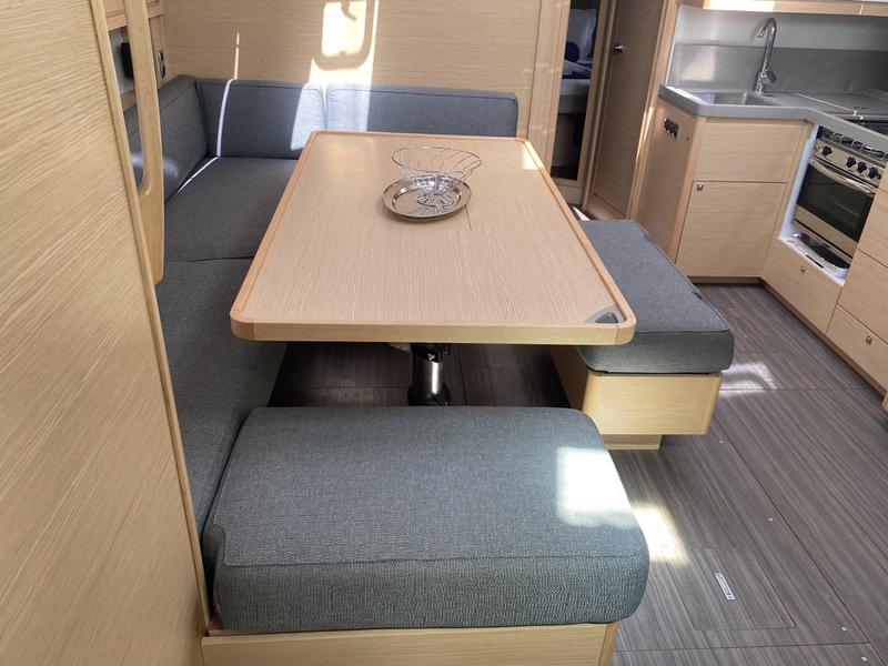 Book yachts online - sailboat - Dufour 470 - Virgo - rent