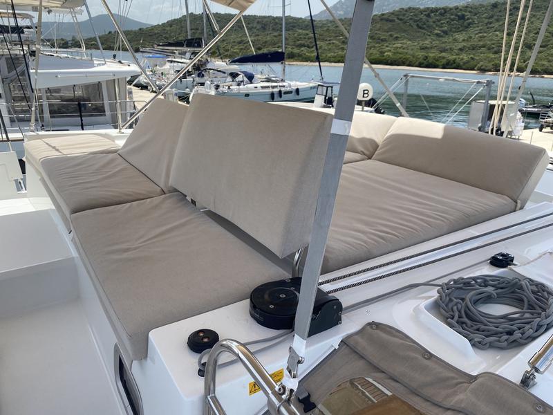 Book yachts online - catamaran - Lagoon 46 - Blue Alma (A/C, WM, Generator, Inverter 12/220V) - rent