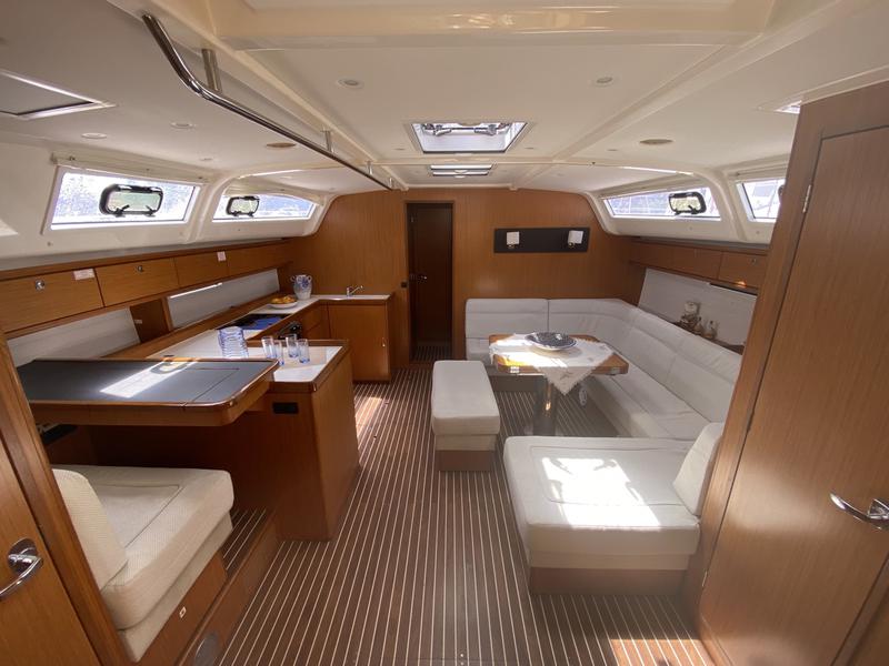 Book yachts online - sailboat - Bavaria Cruiser 51 - Rutilicus - rent