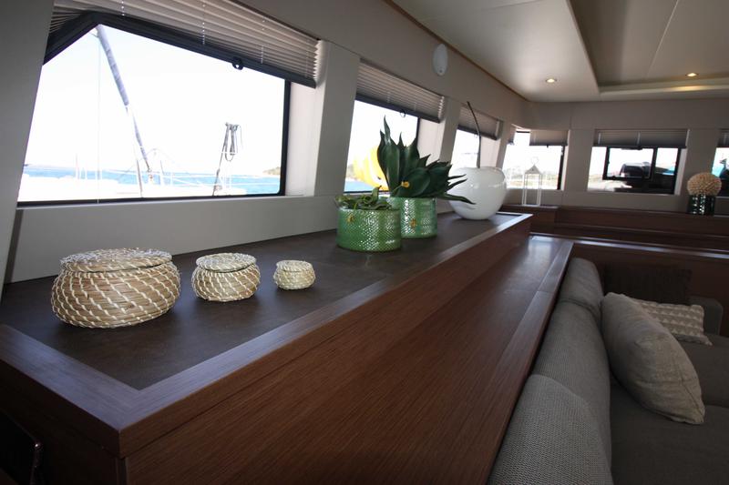 Book yachts online - catamaran - Lagoon 620 (10+3) - The Sun (SXM)  (5 cab + 3 crew) (AC, WM, Generator, Inverter, Tender Lift) - rent