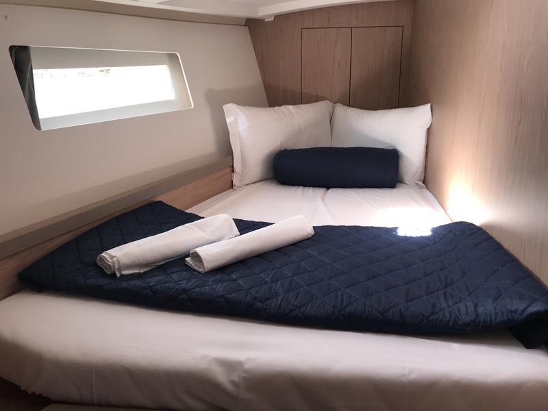 Book yachts online - sailboat - Oceanis 45 - Algeiba - rent