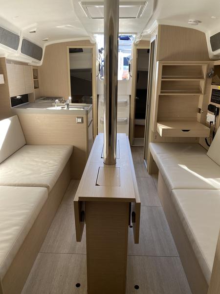 Book yachts online - sailboat - Oceanis 34.1 - Angelica - rent