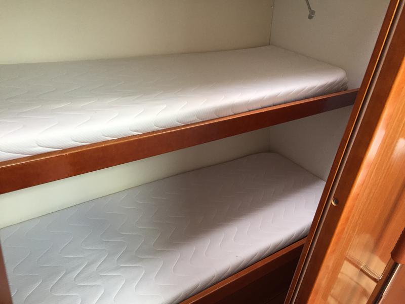 Book yachts online - sailboat - Oceanis 50 Family - Kochab II - rent