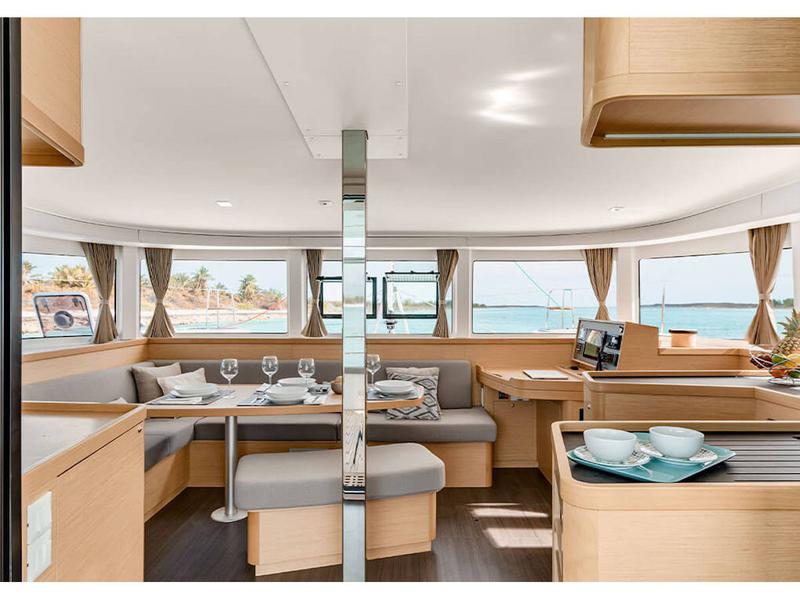 Book yachts online - catamaran - Lagoon 42 - New Lag. 42 Sard3 - rent
