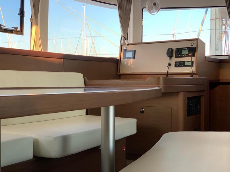 Book yachts online - catamaran - Lagoon 42 - Maisha (WM, Inverter, Solar Panels) - rent