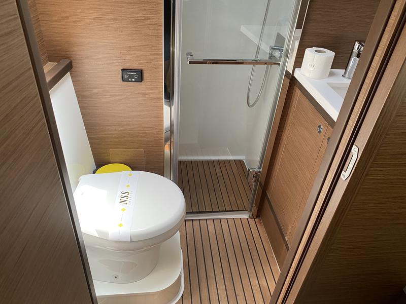 Book yachts online - catamaran - Lagoon 52F (5 cab) - Naka (PTP)  - rent
