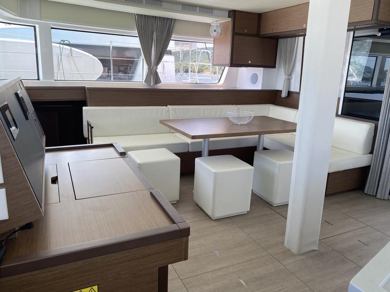 Book yachts online - catamaran - Lagoon 52F (5 cab) - Naka (A/C, WM, Generator, Inverter, Tender Lift) - rent
