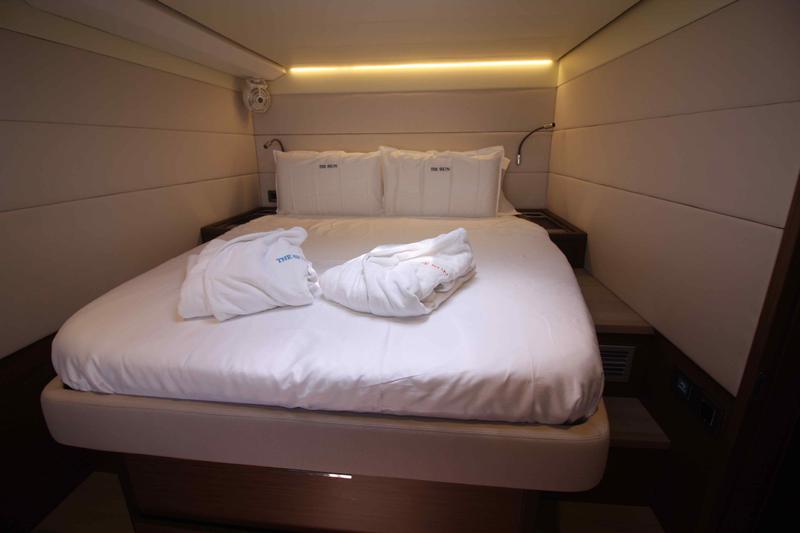 Book yachts online - catamaran - Lagoon 620 (10+3) - The Sun (PTP)  (5 cab + 3 crew) (AC, WM, Generator, Inverter, Tender Lift) - rent