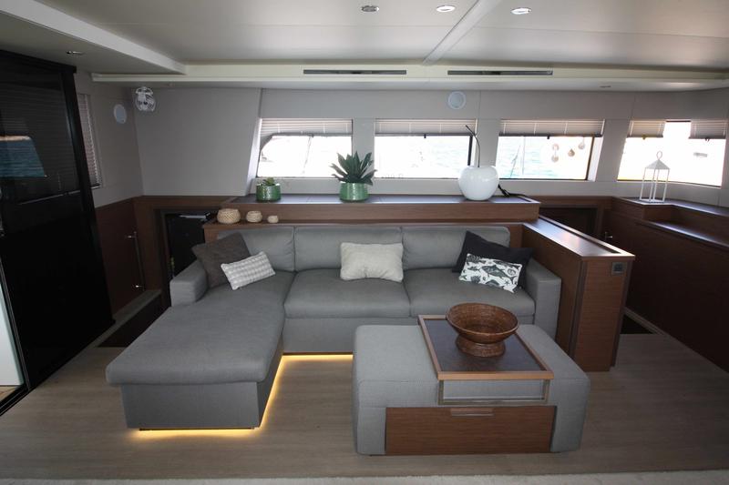 Book yachts online - catamaran - Lagoon 620 (10+3) - The Sun (PTP)  (5 cab + 3 crew) (AC, WM, Generator, Inverter, Tender Lift) - rent
