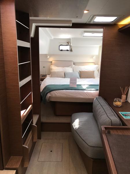 Book yachts online - catamaran - Lagoon 40 - Saudade (Watermaker) - rent