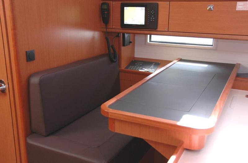 Book yachts online - sailboat - Bavaria Cruiser 51 - Zedaron - rent