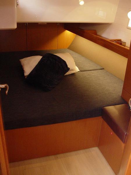 Book yachts online - sailboat - Bavaria Cruiser 46 - Rigel - rent