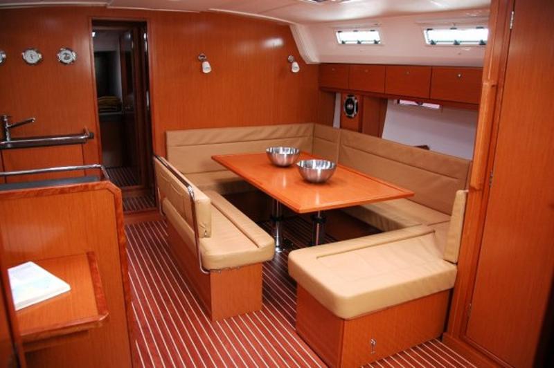 Book yachts online - sailboat - Bavaria Cruiser 50 - Zaurak - rent