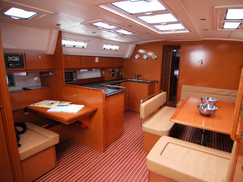 Book yachts online - sailboat - Bavaria Cruiser 50 - Zaurak - rent