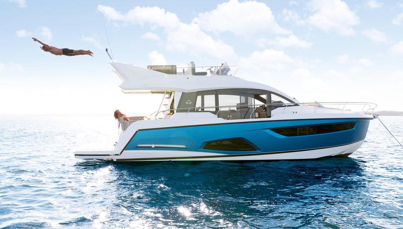 Book yachts online - motorboat - Sealine F430 - BLUE LAGOON - rent