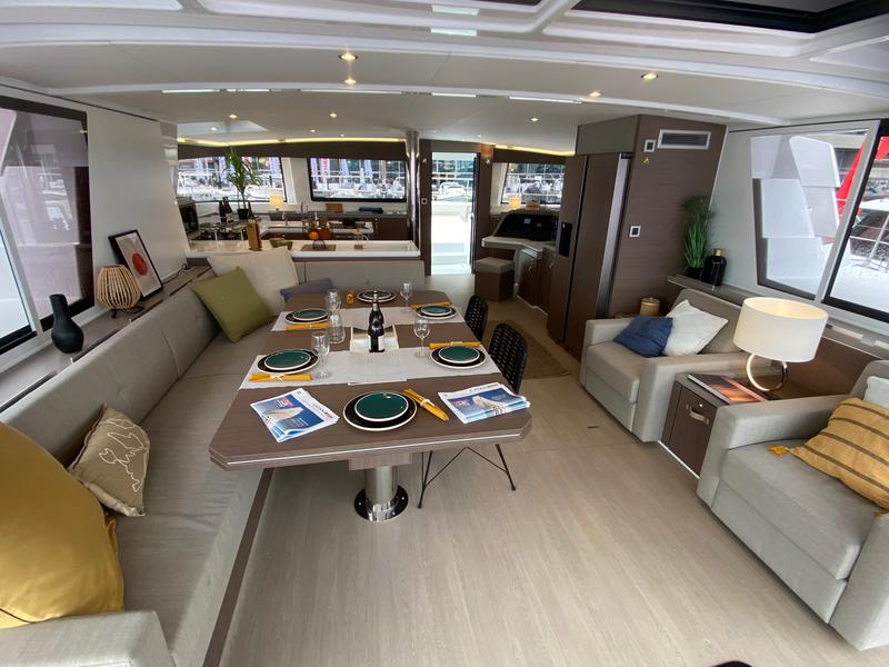 Book yachts online - catamaran - Bali 5.4 - Alfa.bm2 - rent